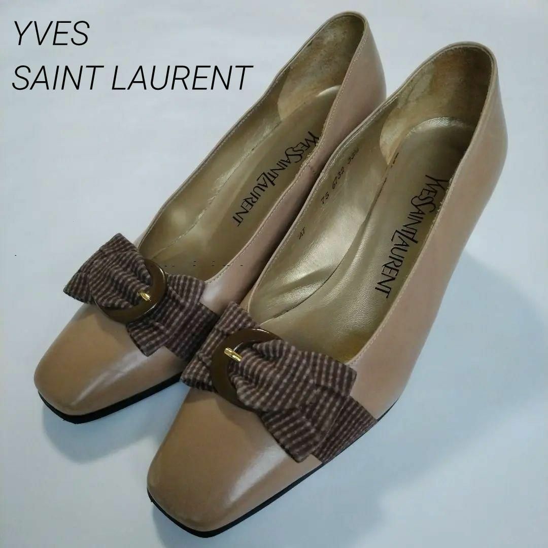 Yves Saint Laurent(イヴサンローラン)のイヴサンローラン ベージュ　チェックリボンパンプス 35 1/2　上品 レディースの靴/シューズ(ハイヒール/パンプス)の商品写真