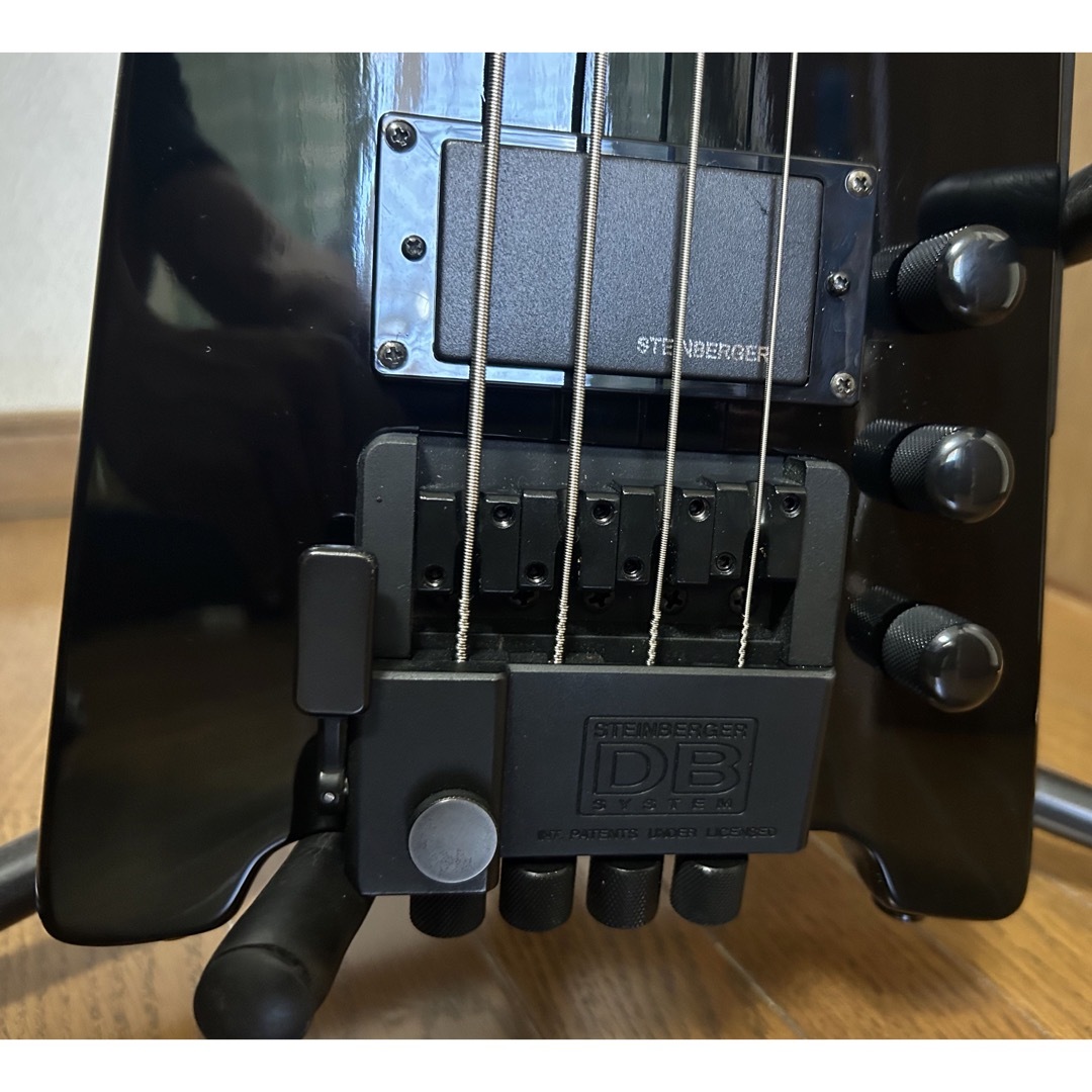 STEINBERGER(スタインバーガー)のスタインバーガースピリットベースXT-2DB美品　ドロップDチューナー搭載モデル 楽器のベース(エレキベース)の商品写真
