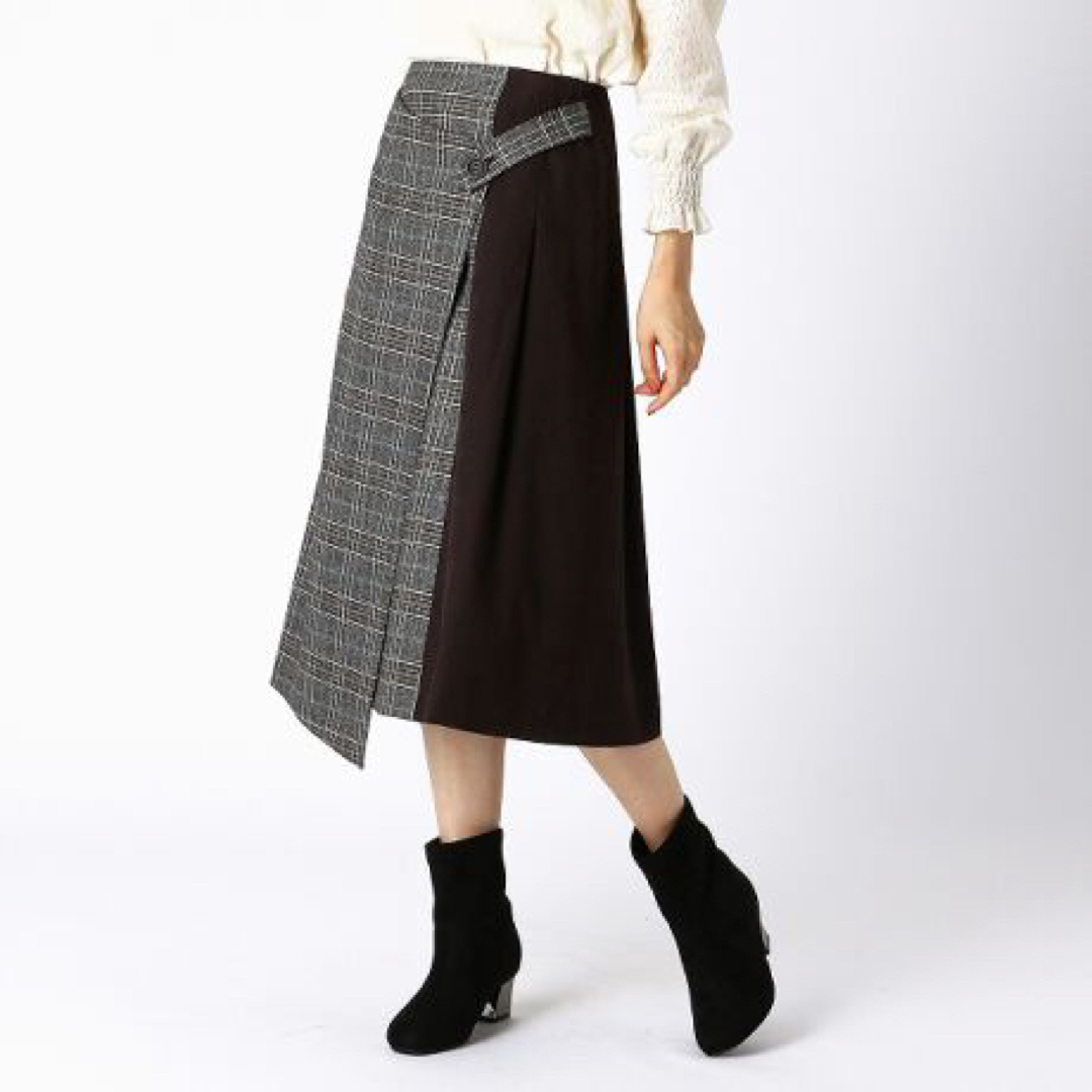 COMME CA ISM(コムサイズム)のコムサイズム　チェック柄が可愛い　ミモレ丈のラップ風スカート レディースのスカート(ひざ丈スカート)の商品写真