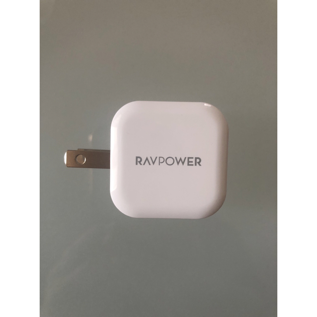 RAVPower USB-C 1ポート急速充電器 スマホ/家電/カメラのスマートフォン/携帯電話(バッテリー/充電器)の商品写真