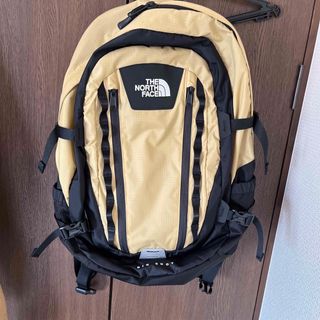 ノースフェイス(THE NORTH FACE) ベージュ リュック(レディース)の通販 ...