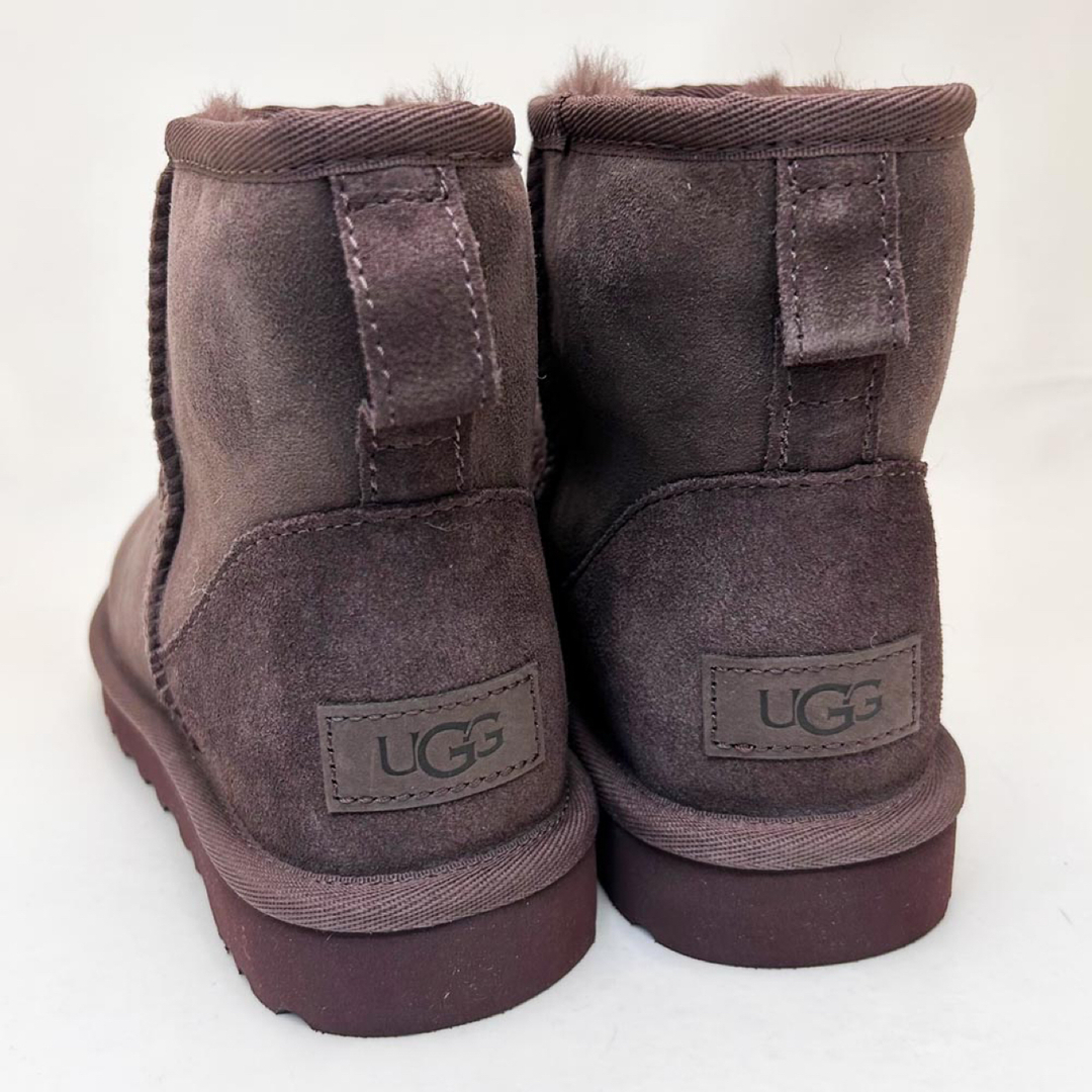 新品 UGG ブーツ CLASSIC MINI Ⅱ ダークブラウン 23.0cm