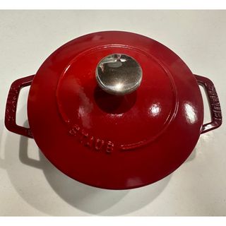 ストウブ(STAUB)のストウブ　STAUB鍋16センチ　レッド【10/9掲載終了予定】(鍋/フライパン)