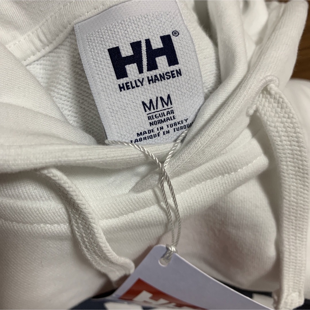 ヘリーハンセン Helly Hansen パーカー 白 フード 新品 - パーカー