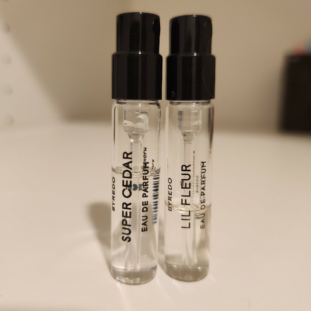 BYREDO(バレード)のバイレード BYREDOスーパーシダー / ル フルール 2ml コスメ/美容の香水(ユニセックス)の商品写真