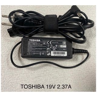 トウシバ(東芝)の☆送料込☆中古純正TOSHIBAのACアダプター19V 2.37A人気L字型(PC周辺機器)