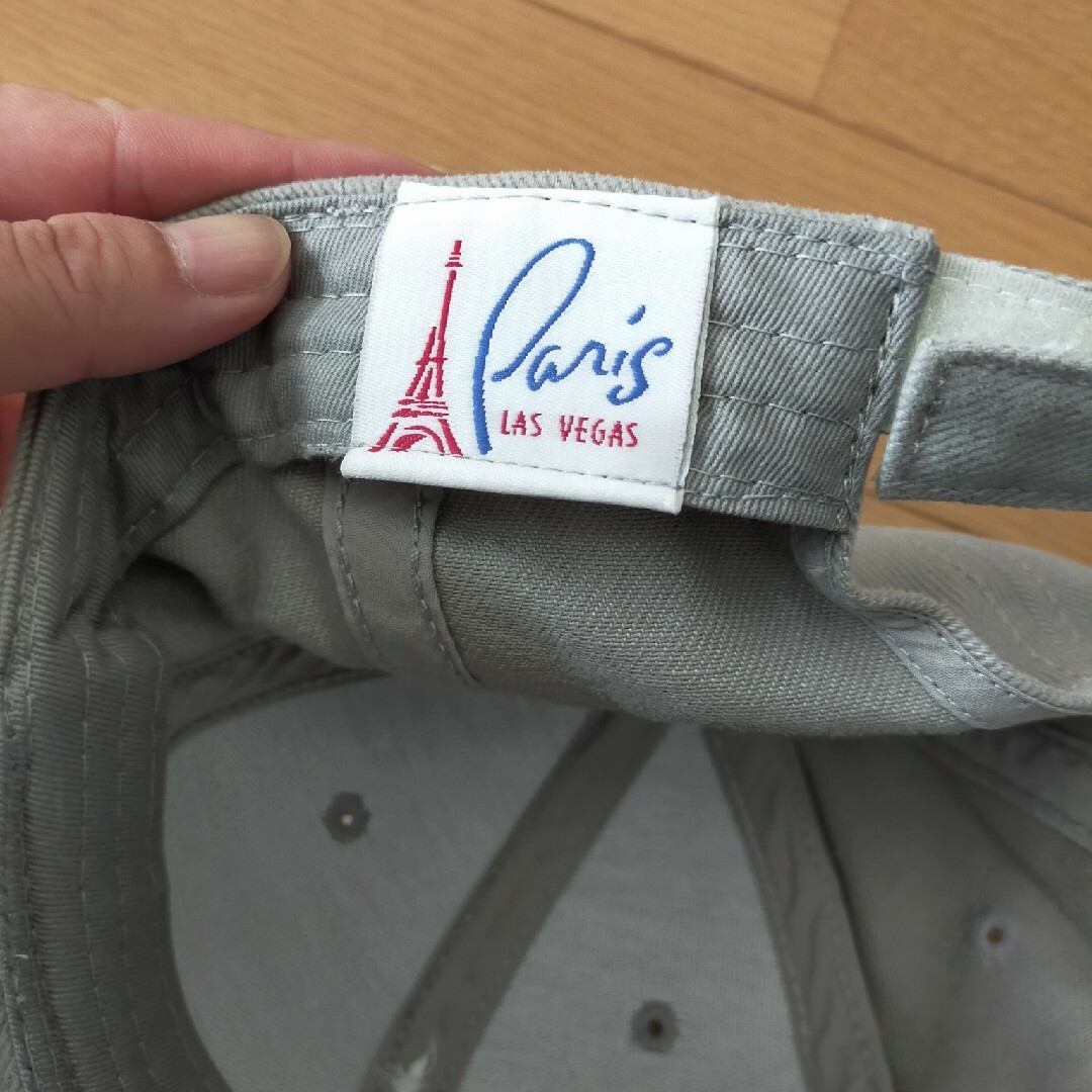 PARIS(パリス)の【新品タグ付】Paris Lasvegas　ロゴ入りキャップ メンズの帽子(キャップ)の商品写真