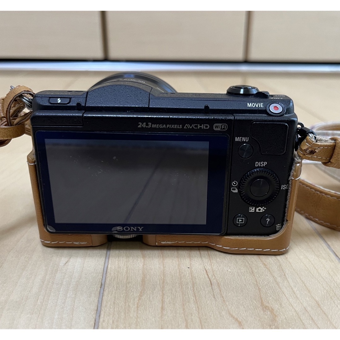 SONY α5100 純正ボディーケース付(ストラップ、保護ケース有)