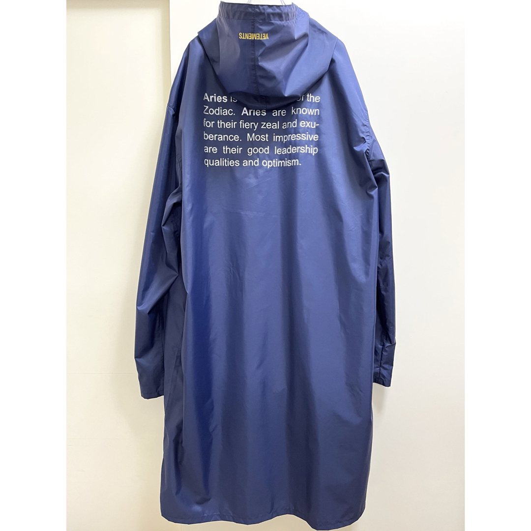 VETEMENTS Aries レインコート