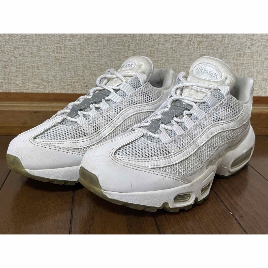 NIKE(ナイキ)のNIKE AIR MAX 95 ESSENTIAL 24.0cm レディースの靴/シューズ(スニーカー)の商品写真