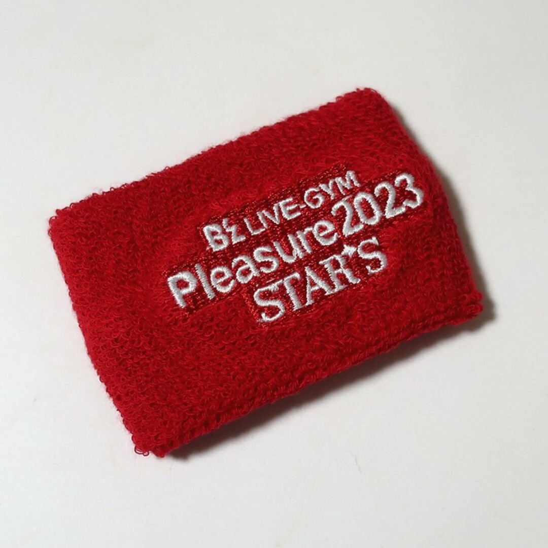 B'z リストバンド 赤 STARS ガチャグッズ Pleasure2023 | フリマアプリ ラクマ