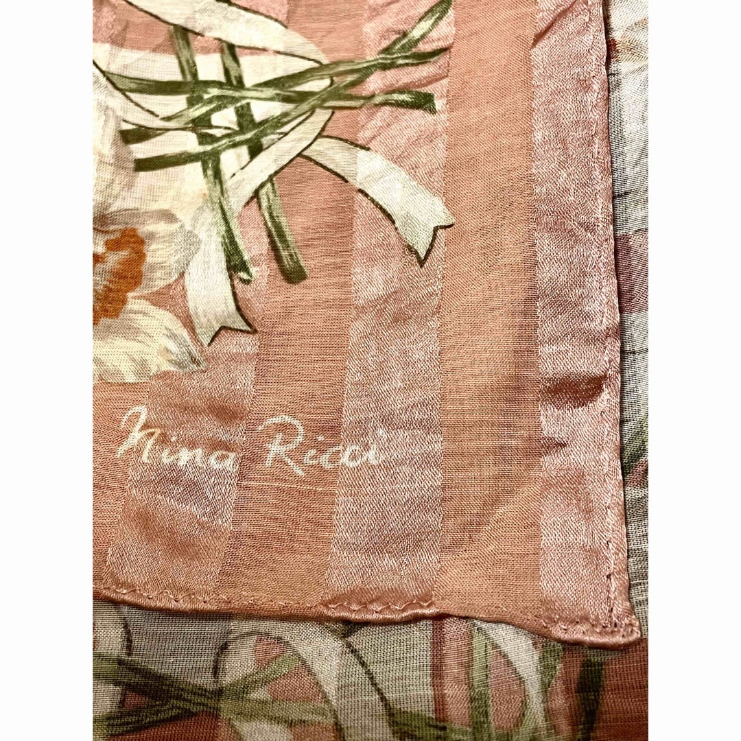 NINA RICCI(ニナリッチ)のスカーフ　シルク　ニナリッチ　美品 レディースのファッション小物(バンダナ/スカーフ)の商品写真