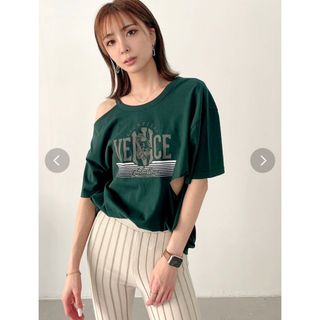 ジェイダ(GYDA)のGYDA ESCAPISM CUTデザインTシャツ(Tシャツ(半袖/袖なし))