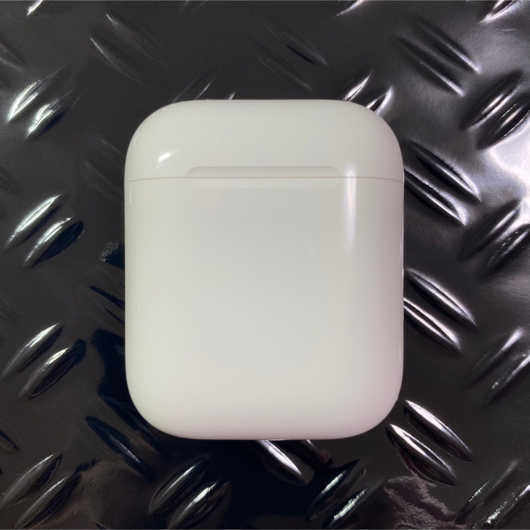 Apple(アップル)のエアーポッツ　ケース　第1世代　第一世代　充電ケース　充電器　充電　A1602 スマホ/家電/カメラのオーディオ機器(ヘッドフォン/イヤフォン)の商品写真