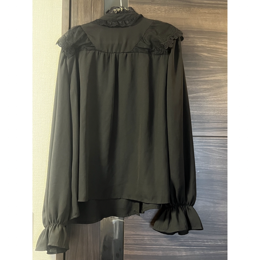 clette(クレット)の【タグ付き新品】クレット トップス 4L ブラック レディースのトップス(シャツ/ブラウス(長袖/七分))の商品写真