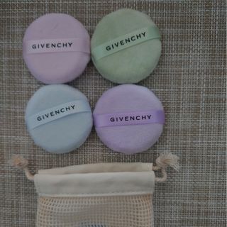 GIVENCHY - 巾着付・パステル4色！【新品】ジバンシィ・ルースパウダーオリジナルパフセット