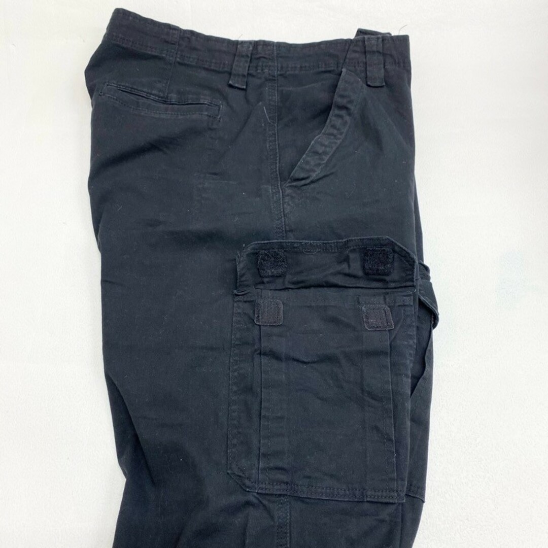 Wrangler(ラングラー)のWrangler ラングラー カーゴパンツ W32 L29.5 ブラック RELAXED FIT 【中古】 メンズのスーツ(スラックス/スーツパンツ)の商品写真