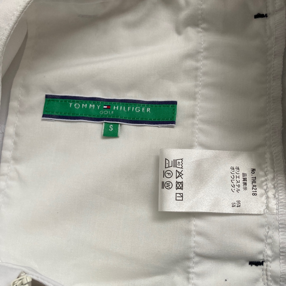 TOMMY HILFIGER(トミーヒルフィガー)の値下げ　トミーヒルフィガーゴルフ　スカート スポーツ/アウトドアのゴルフ(ウエア)の商品写真