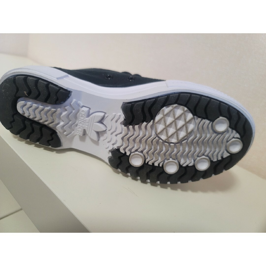 adidas originals 厚底ハイカットスニーカー レディースの靴/シューズ(スニーカー)の商品写真