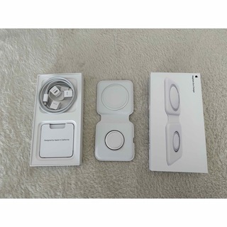 アップル(Apple)のApple MagSafeデュアル充電パッド(バッテリー/充電器)