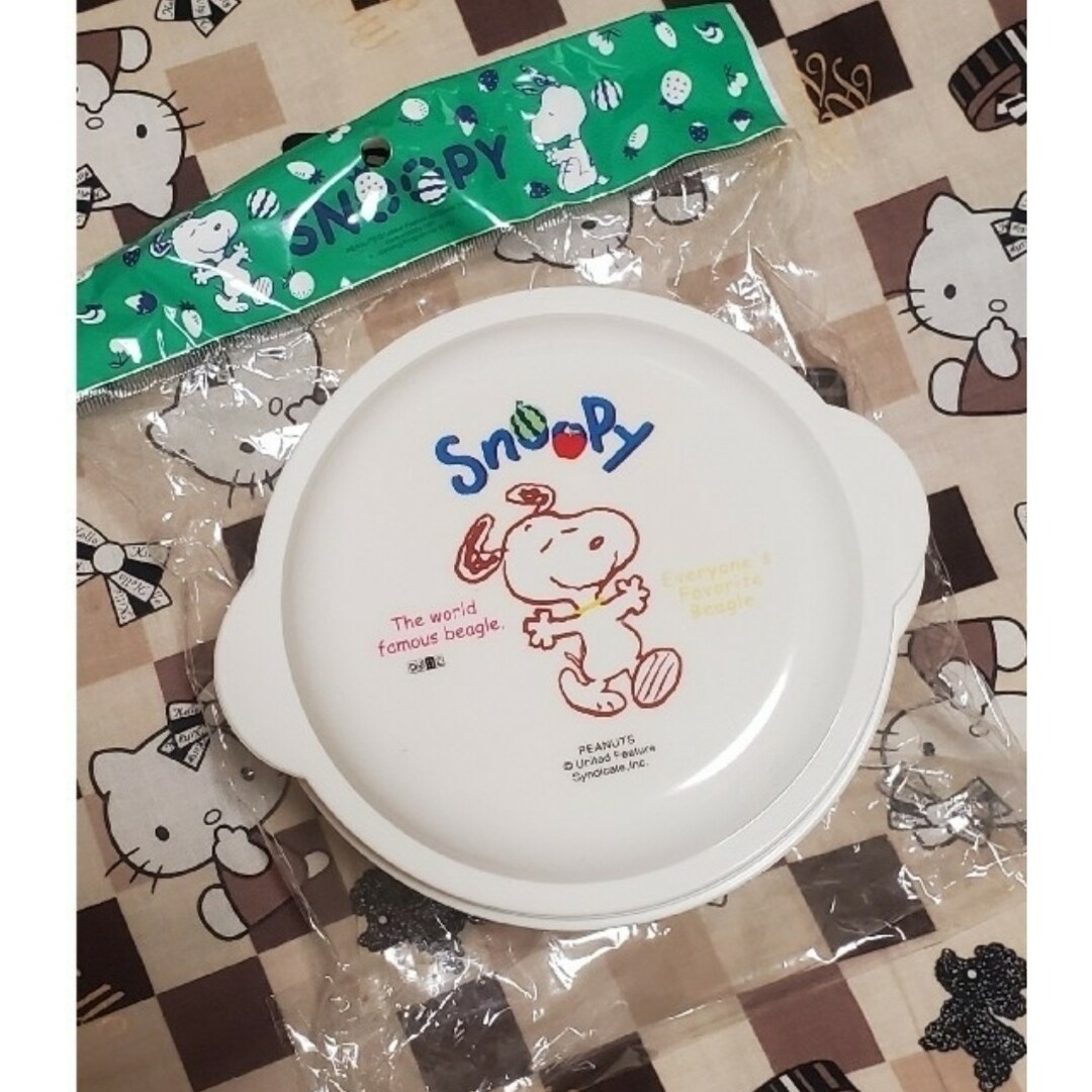 SNOOPY(スヌーピー)の〈新品〉SNOOPY スヌーピー タッパー 小物入れ インテリア/住まい/日用品のキッチン/食器(容器)の商品写真