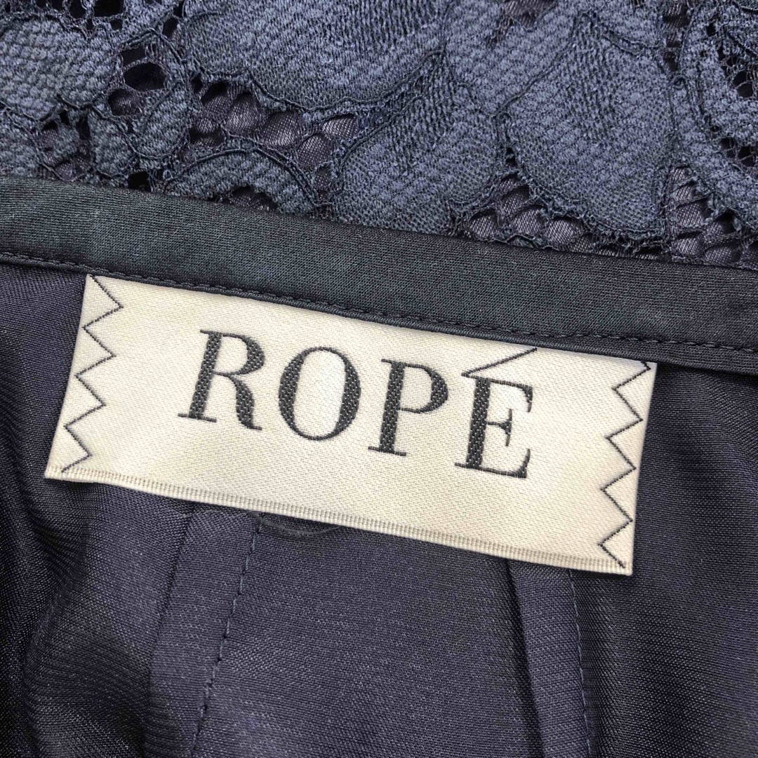 ROPE’(ロペ)のロペROPE レースタイトスカート　ネイビー36 レディースのスカート(ひざ丈スカート)の商品写真