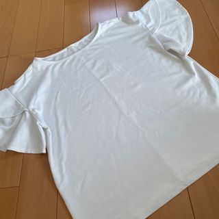 ジーユー(GU)のGU フリルトップス(Tシャツ(半袖/袖なし))