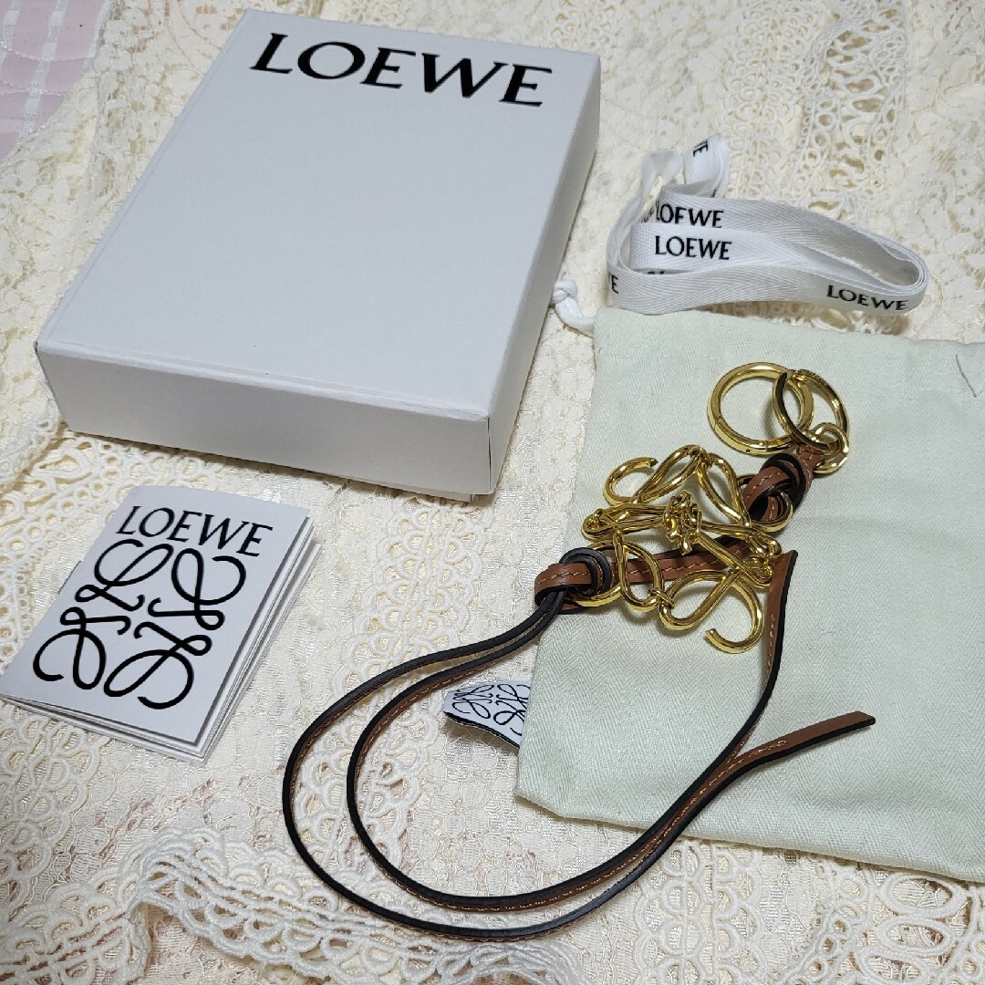 アナグラム　キーリング　LOEWE　Goldゴールド使用年数