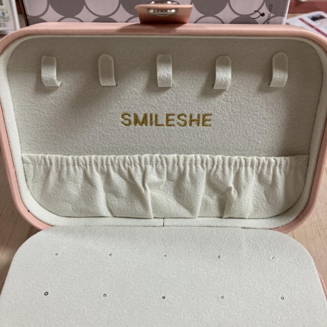 ★未使用★Smileshe ジュエリーボックス　アクセサリーケース　ピンク　携帯 コスメ/美容のメイク道具/ケアグッズ(メイクボックス)の商品写真