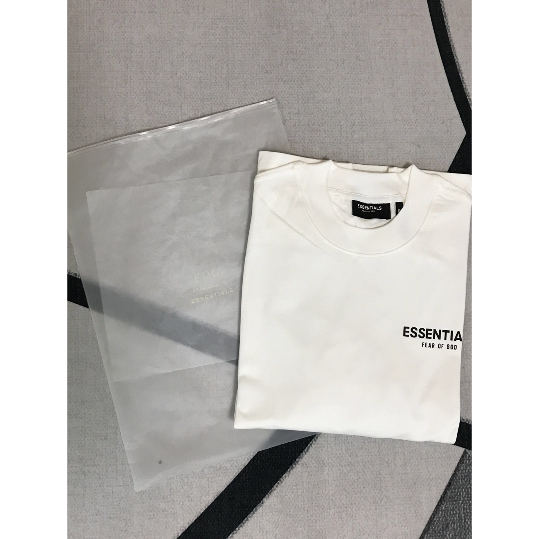 Fear of god  Essentials  長袖Tシャツ