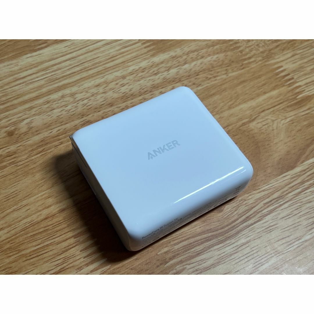 Anker(アンカー)のAnker PowerCore III Fusion 5000 スマホ/家電/カメラのスマホ/家電/カメラ その他(その他)の商品写真