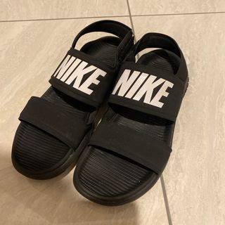 ナイキ(NIKE)のNIKE サンダル(サンダル)