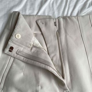 ザラ(ZARA)の★ZARA ザラ　パンツ　アイボリー　XS size!! (その他)