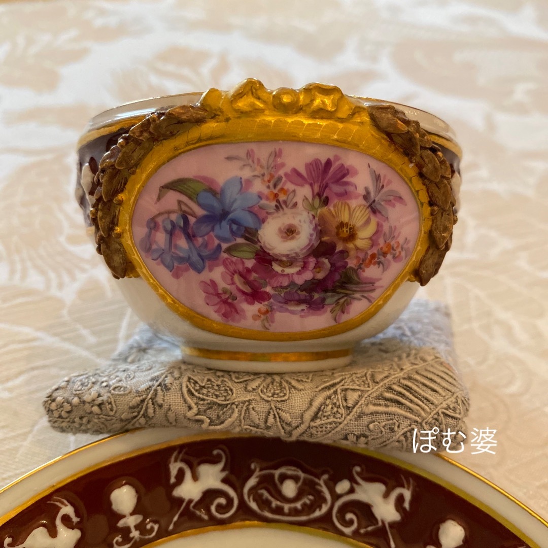 MEISSEN   古マイセンエナメル金彩 カップ＆ソーサーリボンの額