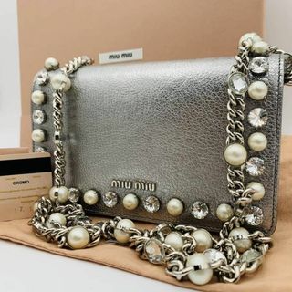 美品✨箱付き ミュウミュウ マドラス パール チェーン ショルダーバッグ