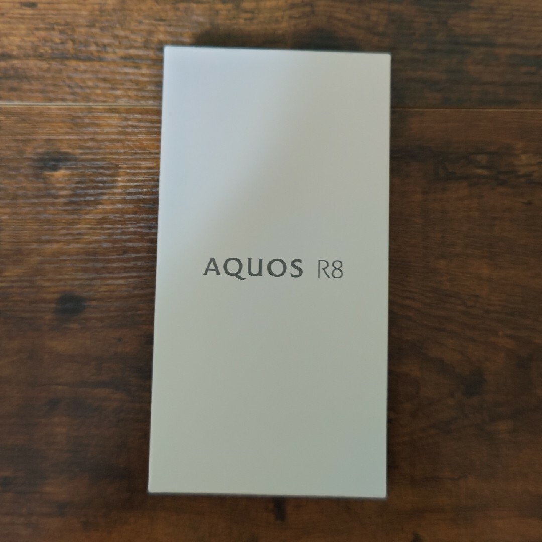 SHARP AQUOS R8 SH-R80 クリーム SIMフリー SHARP AQUOS R8 SH-R80 クリーム SIMフリー