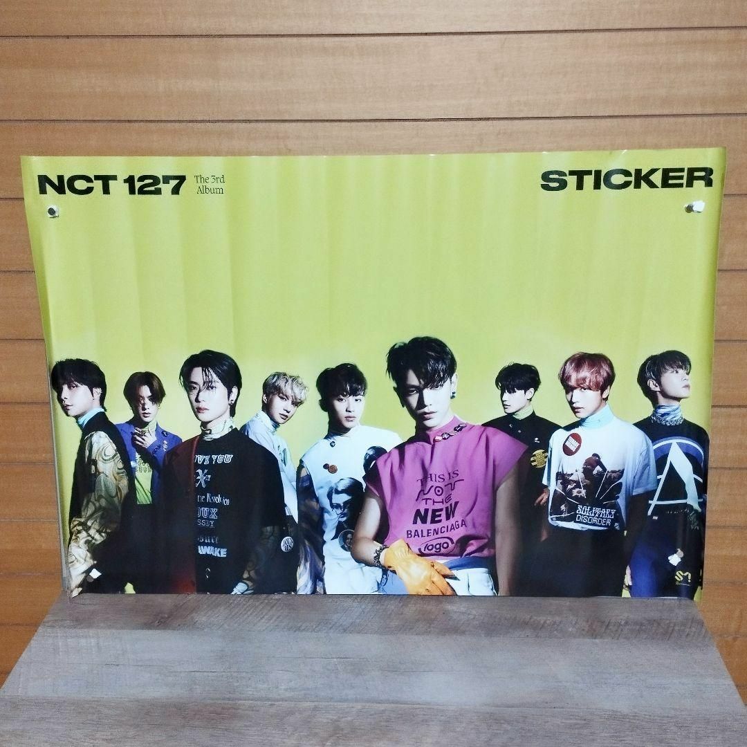 NCT127『STICKER』ポスター韓国 ③ エンタメ/ホビーのコレクション(印刷物)の商品写真