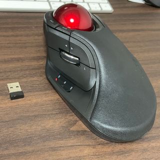 エレコム(ELECOM)のELECOM HUGE TRACKBALL M-HT1DRBK(PC周辺機器)