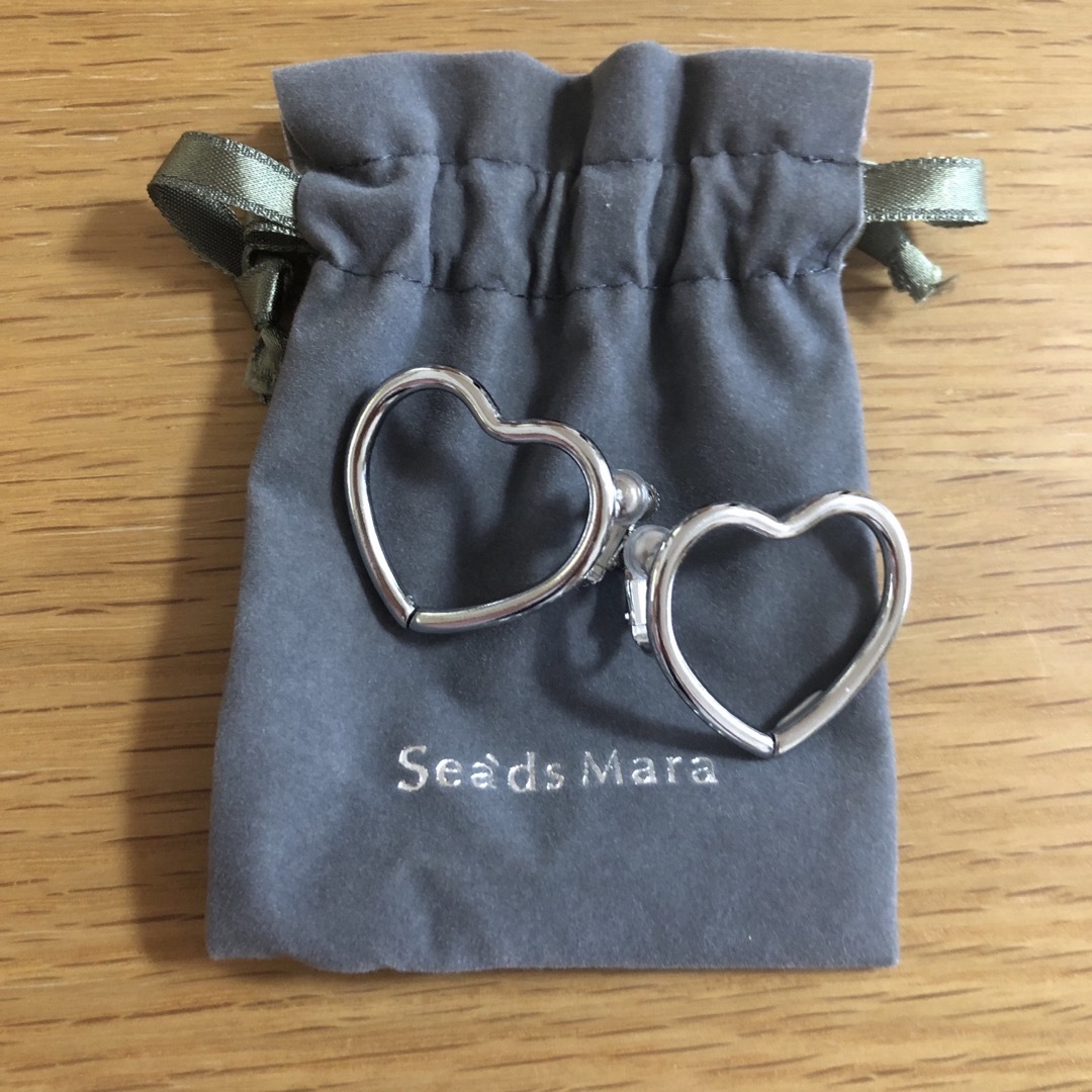 アクセサリーSea'ds Mara シーズマーラ Heart earring シルバー