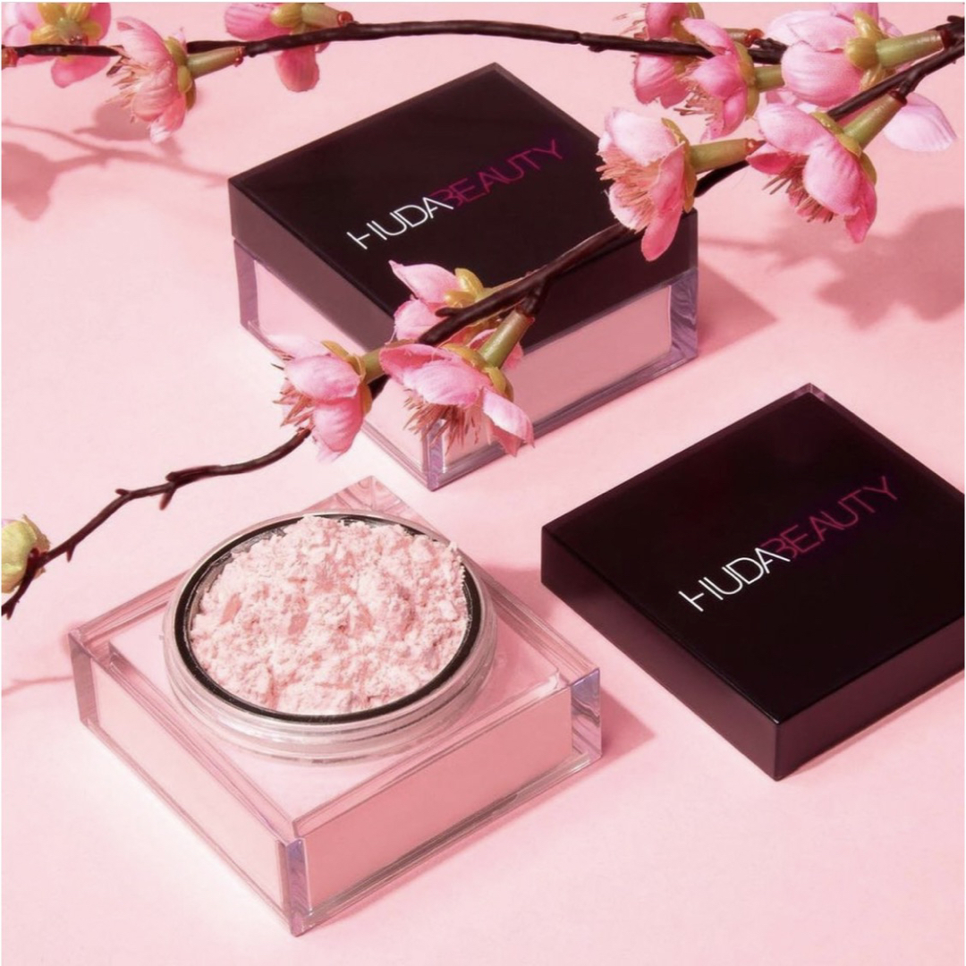 Sephora(セフォラ)のHUDA BEAUTY CHERRY BLOSSOM  セッティングパウダー コスメ/美容のベースメイク/化粧品(フェイスパウダー)の商品写真