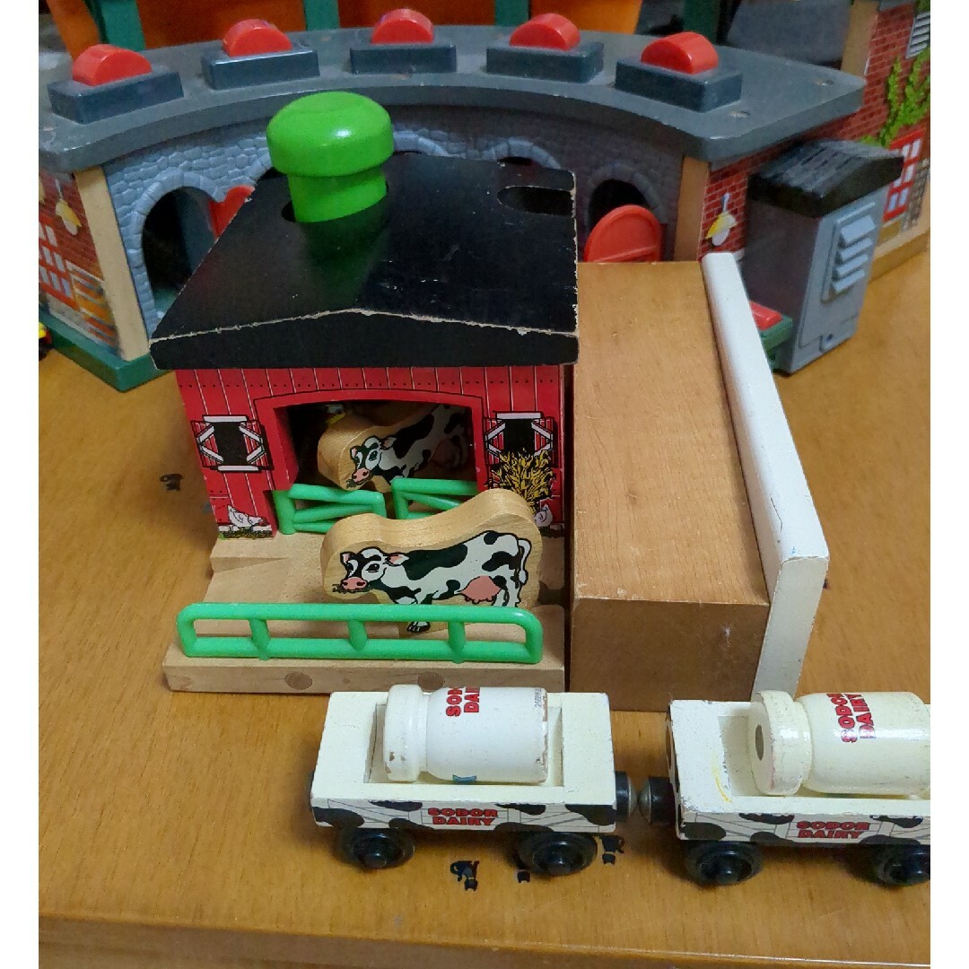 木製 トーマス 牛小屋 ミルク バレル-