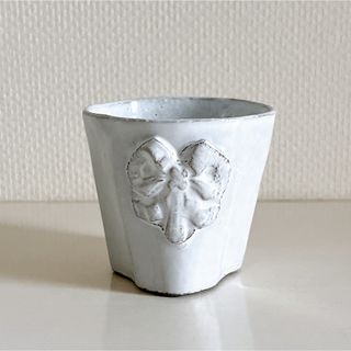 アスティエドヴィラットが高値で売れる！買取よりお得にASTIER de