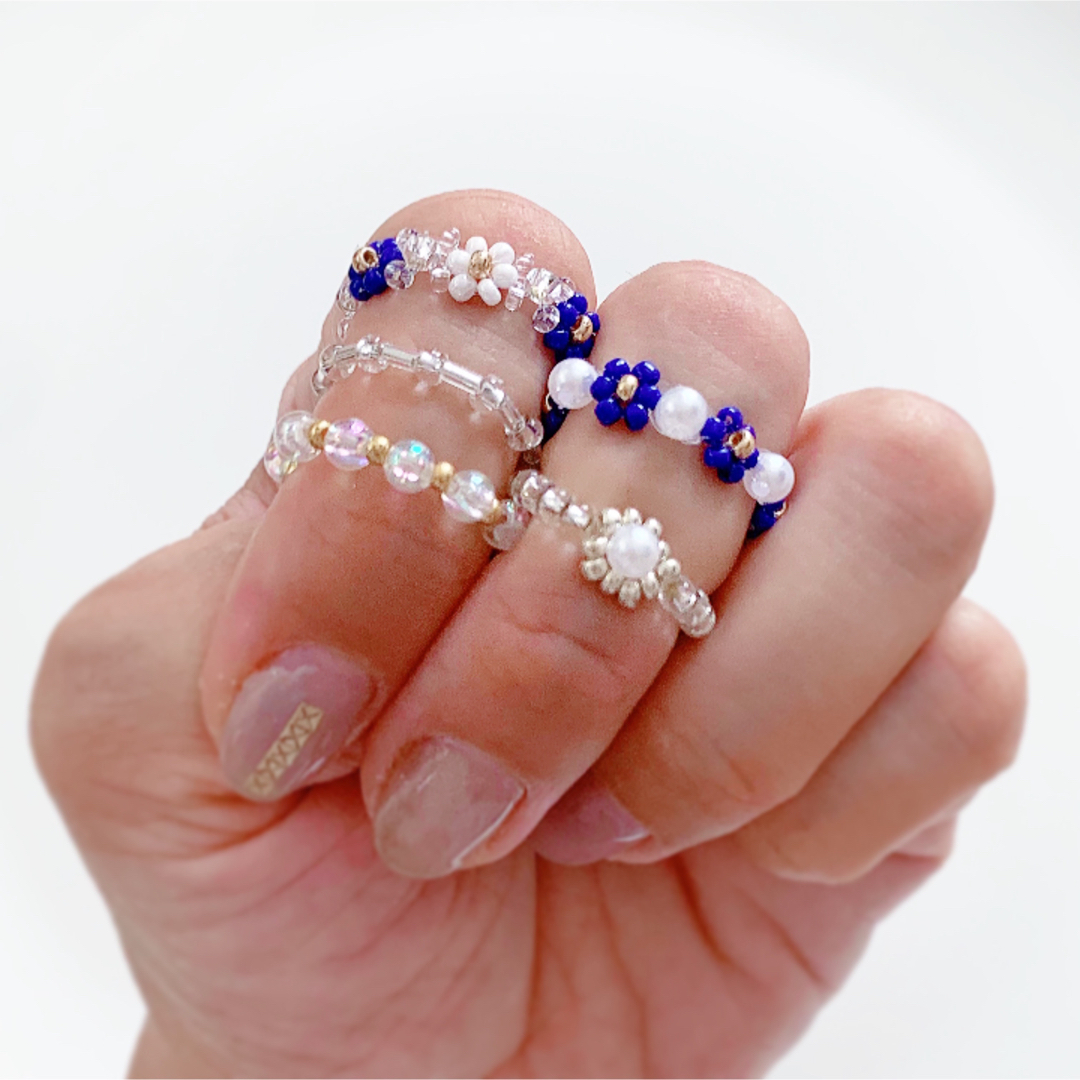 韓国ビーズ♡リング5点Set＼White× Cobalt blue／ ハンドメイドのアクセサリー(リング)の商品写真