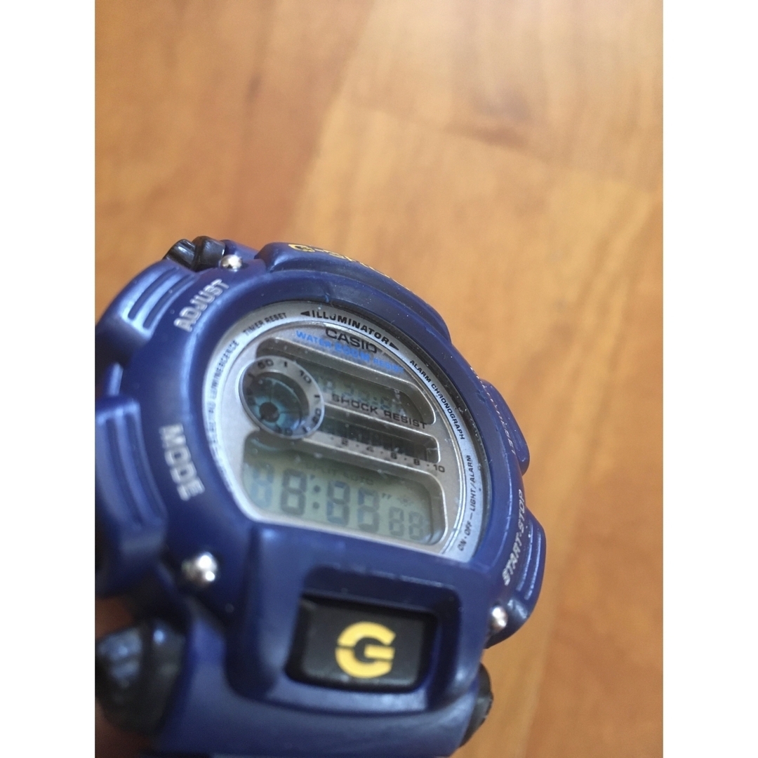 G-SHOCK(ジーショック)の【稼動品 海外モデル】CASIO G-SHOCK DW-9052 3232 青 メンズの時計(腕時計(デジタル))の商品写真