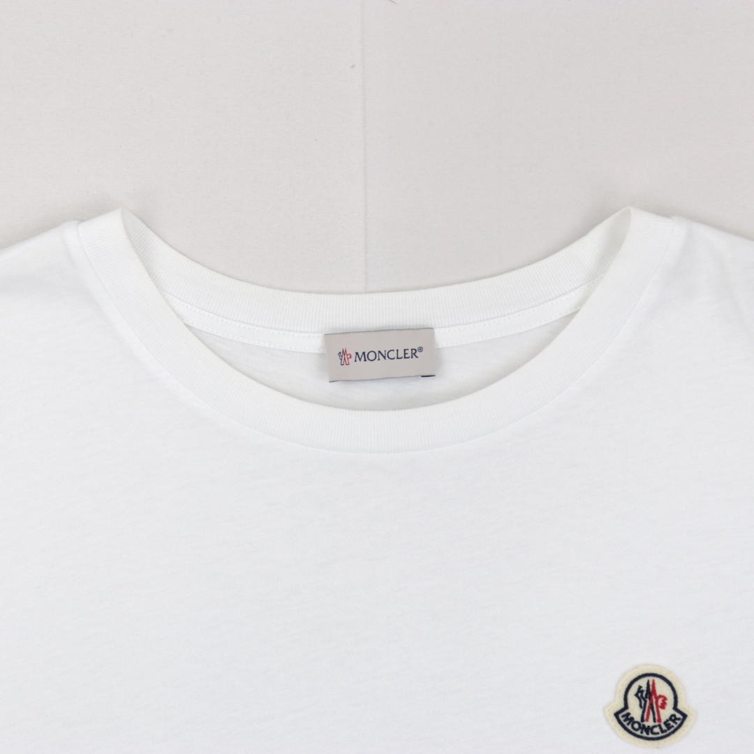 MONCLER - モンクレール 21年 ロゴワッペン 半袖Tシャツ メンズ 白 XL ...