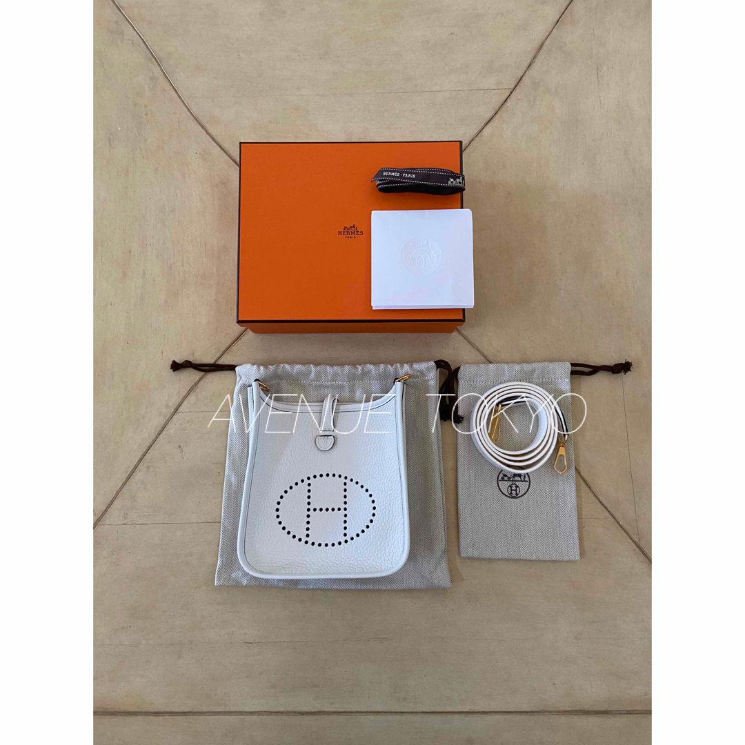 Hermes(エルメス)のエルメス新色 New white エヴリンTPM レディースのバッグ(ショルダーバッグ)の商品写真