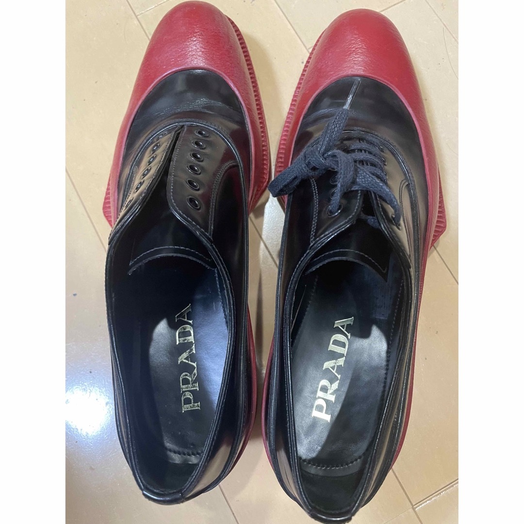 PRADA(プラダ)のPRADAラバーソール　赤 メンズの靴/シューズ(ドレス/ビジネス)の商品写真