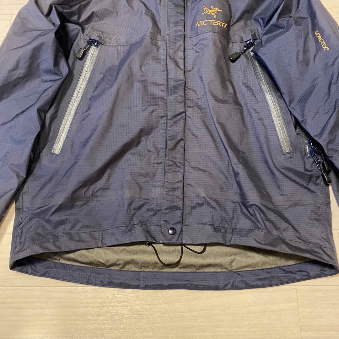 金刺繍 名作 絶版 Arcteryx Jacket 金刺繍 名作 絶版 Arcteryx Jacket