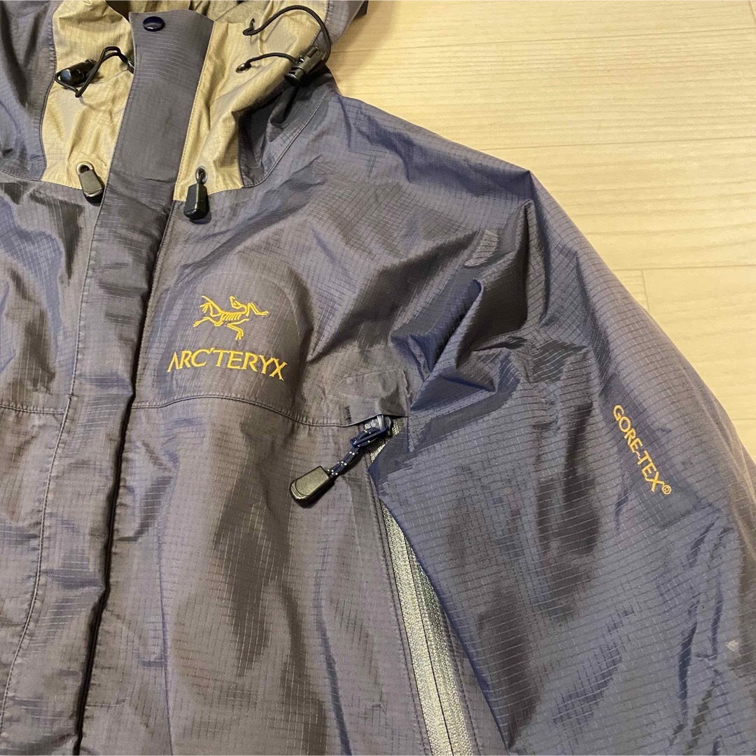 XL 金ロゴ 刺繍 Arcteryx Theta SL Jacket - ジャケット・アウター