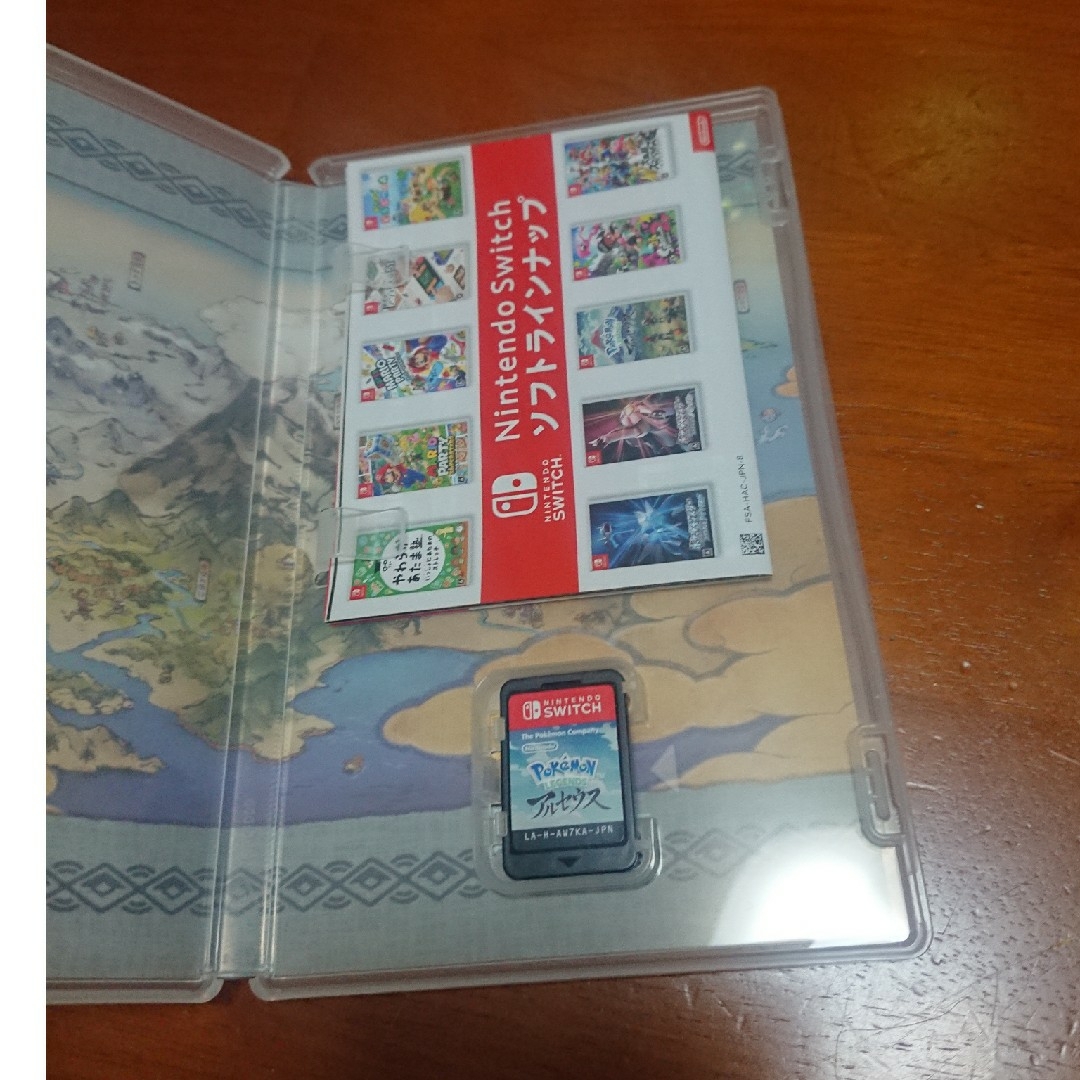 任天堂(ニンテンドウ)のPokemon LEGENDS アルセウス Swich エンタメ/ホビーのゲームソフト/ゲーム機本体(携帯用ゲームソフト)の商品写真